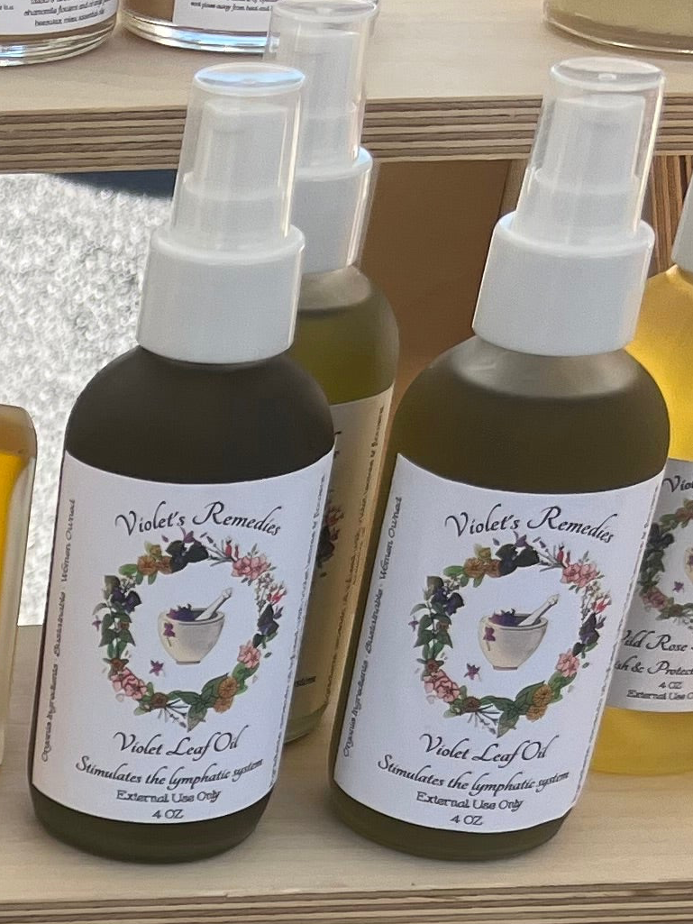Violet Leaf Oil